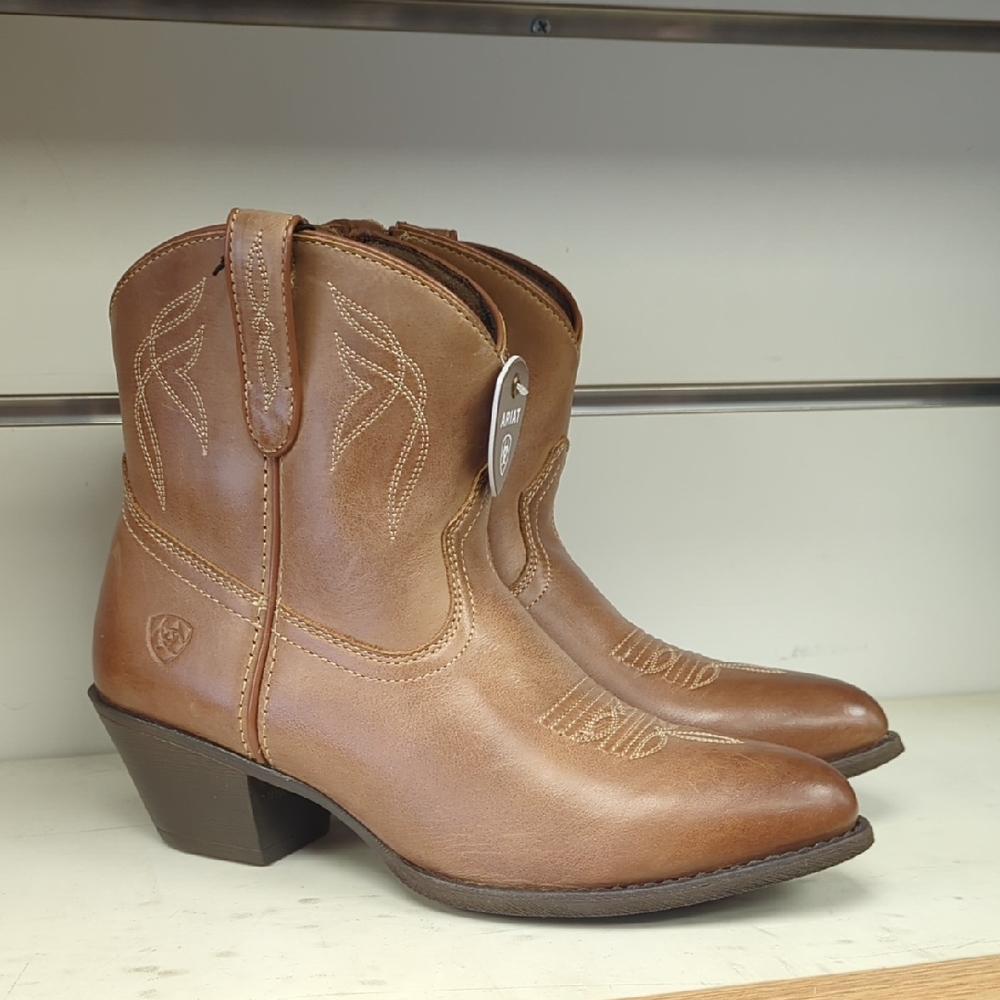 New Women's Ariat Darlin 10017323
